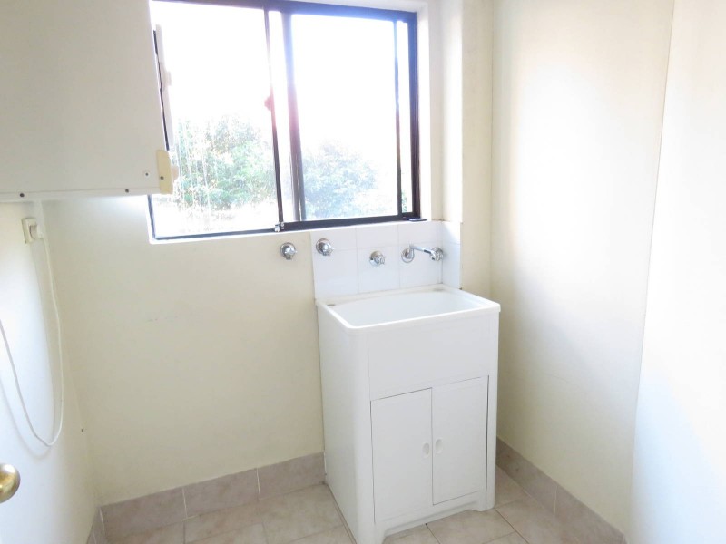 8/66 Stapleton Street, Pendle Hill NSW 2145