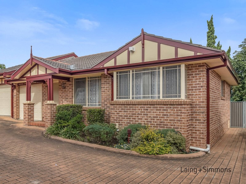 4/88 Ballandella Road, Toongabbie NSW 2146