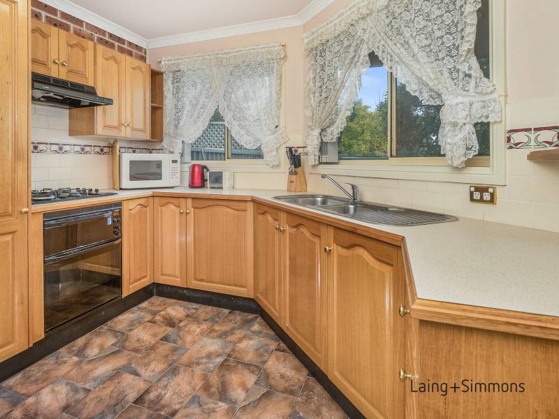 4/88 Ballandella Road, Toongabbie NSW 2146