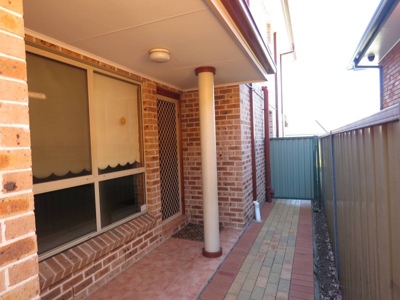 2/21 Smith Street, Wentworthville NSW 2145