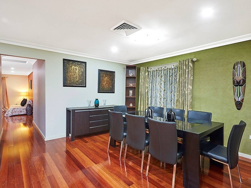 2 Lucinda Grove, Winston Hills NSW 2153