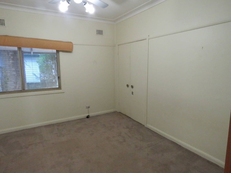 33 Essington Street, Wentworthville NSW 2145