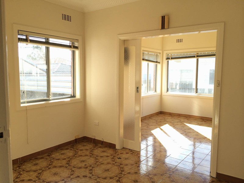 28 Pendle Way, Pendle Hill NSW 2145