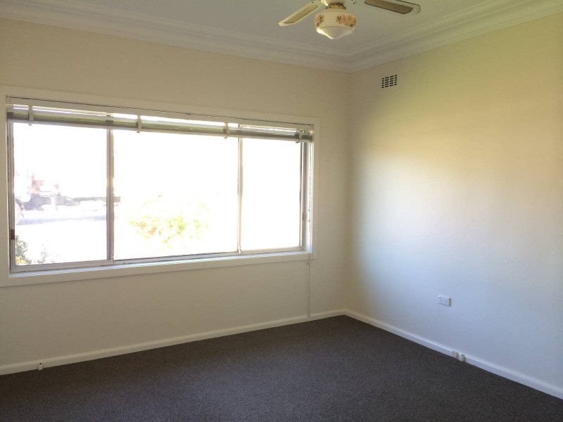28 Pendle Way, Pendle Hill NSW 2145