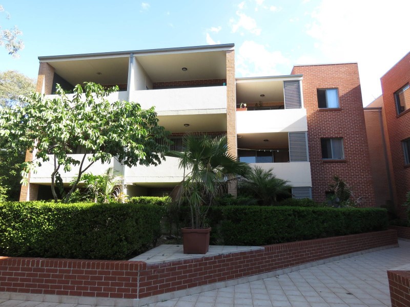 2/30-44 Railway Terrace, Merrylands NSW 2160