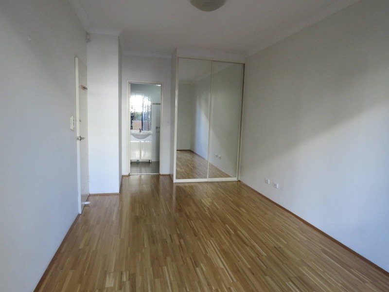 3/10-12 Reid Avenue, Westmead NSW 2145