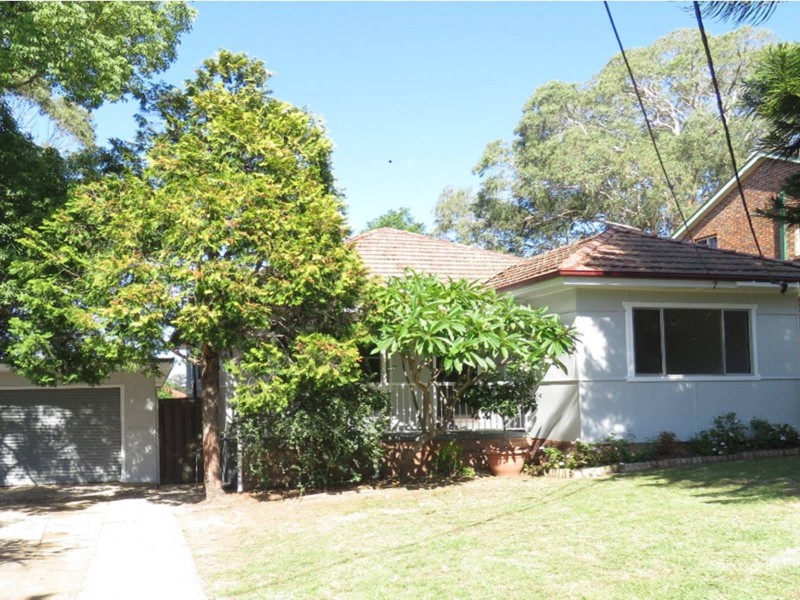 8 Burra Street, Pendle Hill NSW 2145