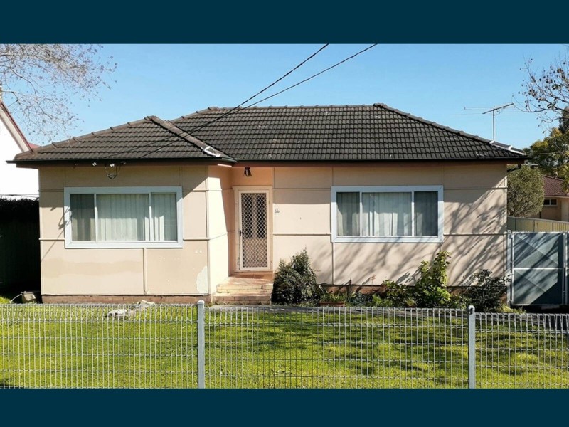 66 Ballandella Rd, Toongabbie NSW 2146