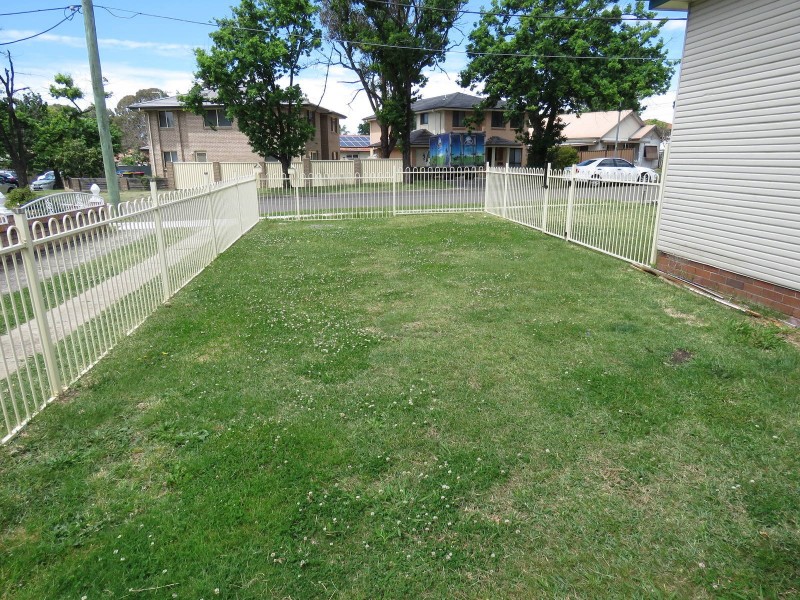 14 Melody Street, Toongabbie NSW 2146