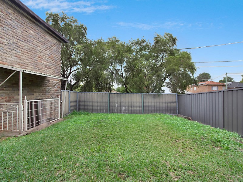 102 Fullagar Road, Wentworthville NSW 2145