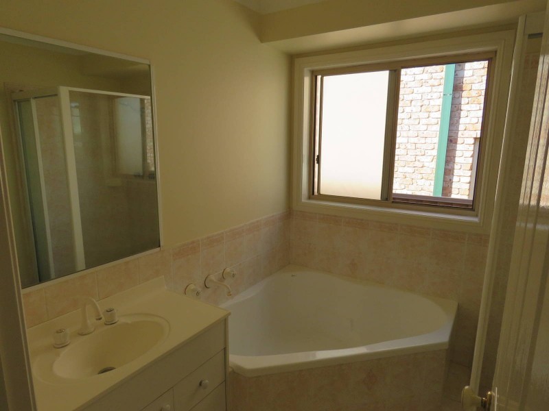 12 Patrine Place, Bella Vista NSW 2153