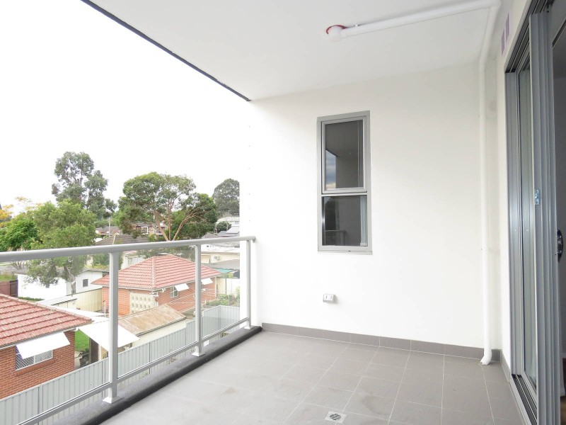 305/71-73 Essington Street, Wentworthville NSW 2145