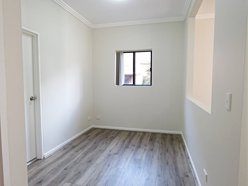 14/4 Darcy Road, Westmead NSW 2145