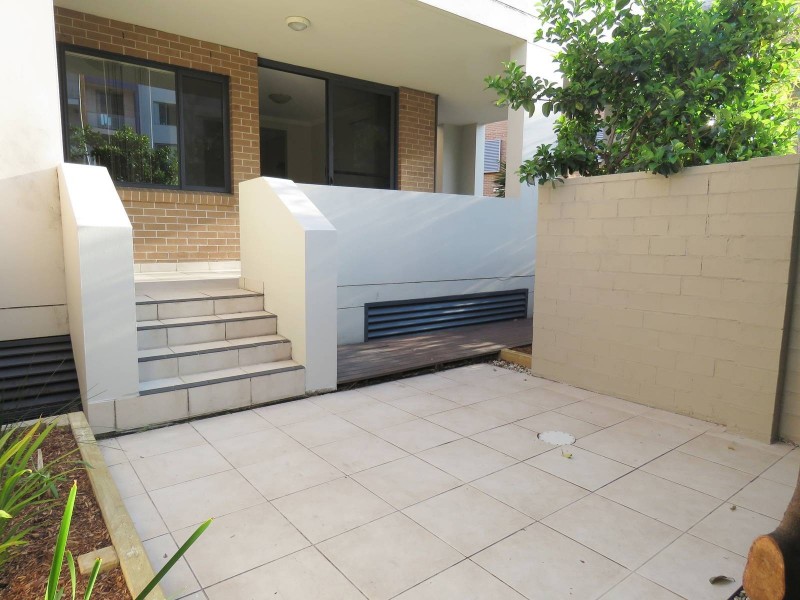 14/4 Darcy Road, Westmead NSW 2145