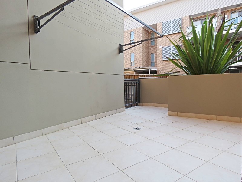 14/4 Darcy Road, Westmead NSW 2145