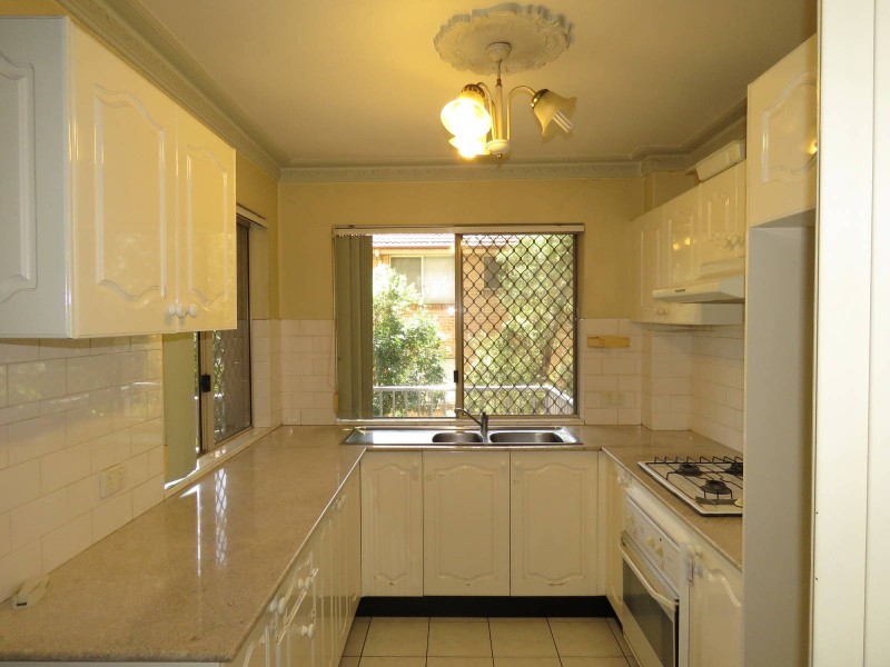 22/261 Dunmore Street, Pendle Hill NSW 2145