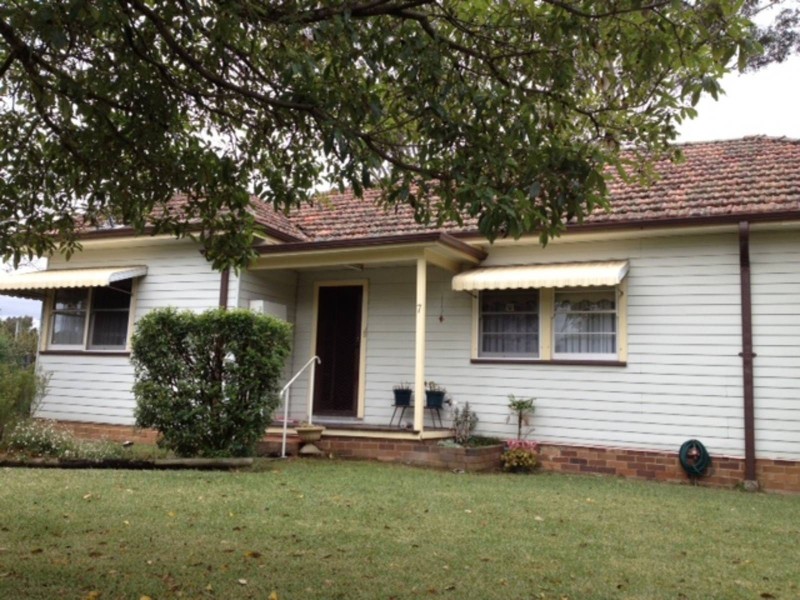 7 Octavia Street, Toongabbie NSW 2146