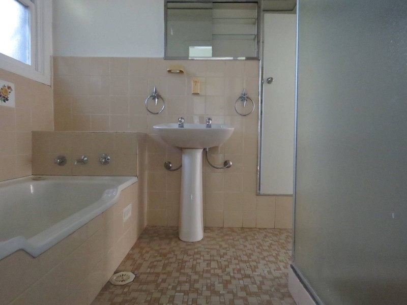 7 Kooba Street, Merrylands NSW 2160