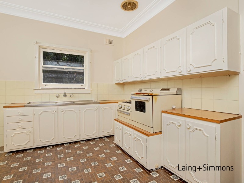 32 Macklin Street, Pendle Hill NSW 2145