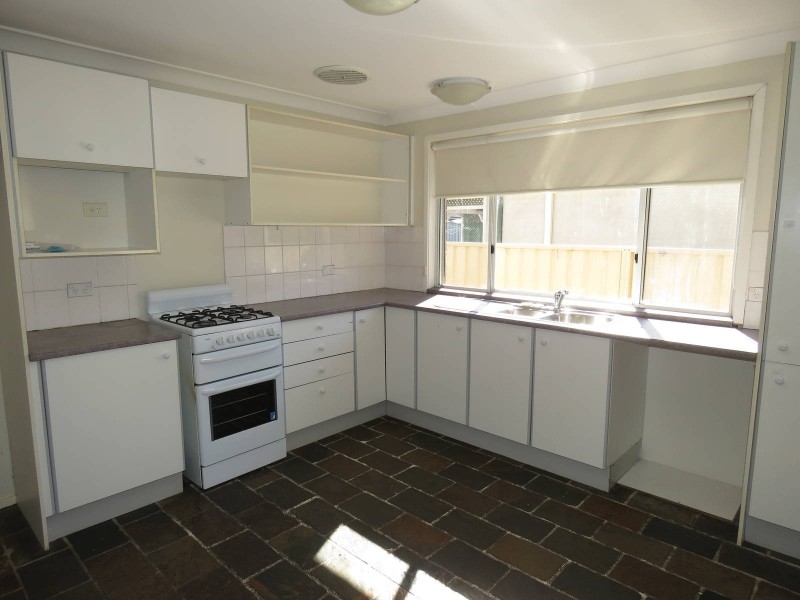 3 Groundsel Avenue, Macquarie Fields NSW 2564