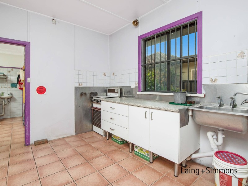 113 Ballandella Road, Toongabbie NSW 2146