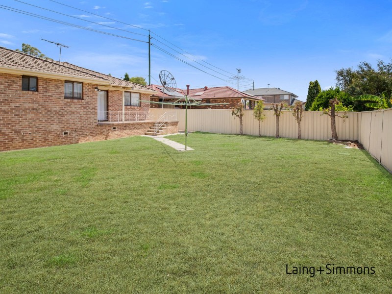 94 Fitzwilliam Road, Old Toongabbie NSW 2146