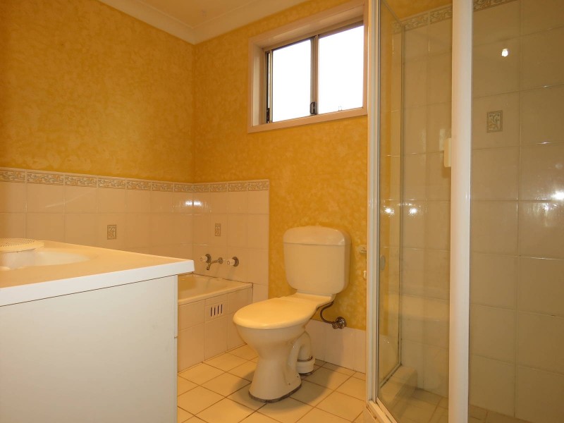 2/11 Stapleton Street, Wentworthville NSW 2145