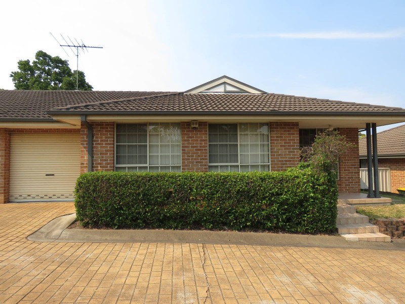 2/5-7 Mimosa Avenue, Toongabbie NSW 2146
