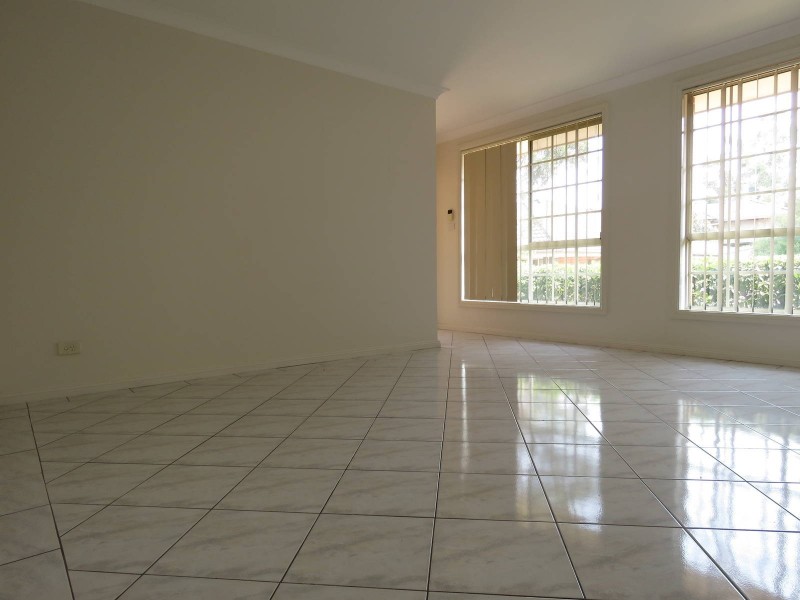 2/5-7 Mimosa Avenue, Toongabbie NSW 2146