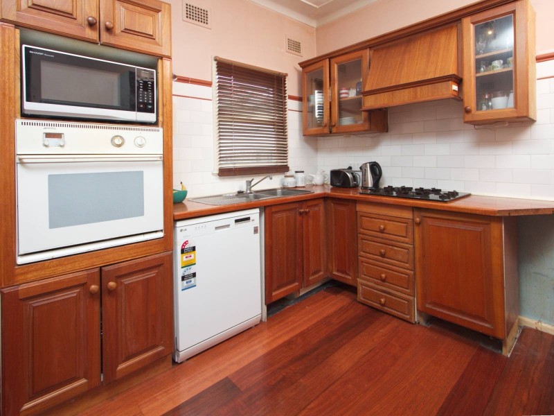 4 Bethel Street, Toongabbie NSW 2146