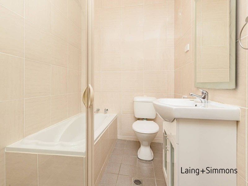 27 Jewelsford Road, Wentworthville NSW 2145