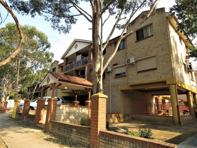 1/26 Paton Street, Merrylands NSW 2160