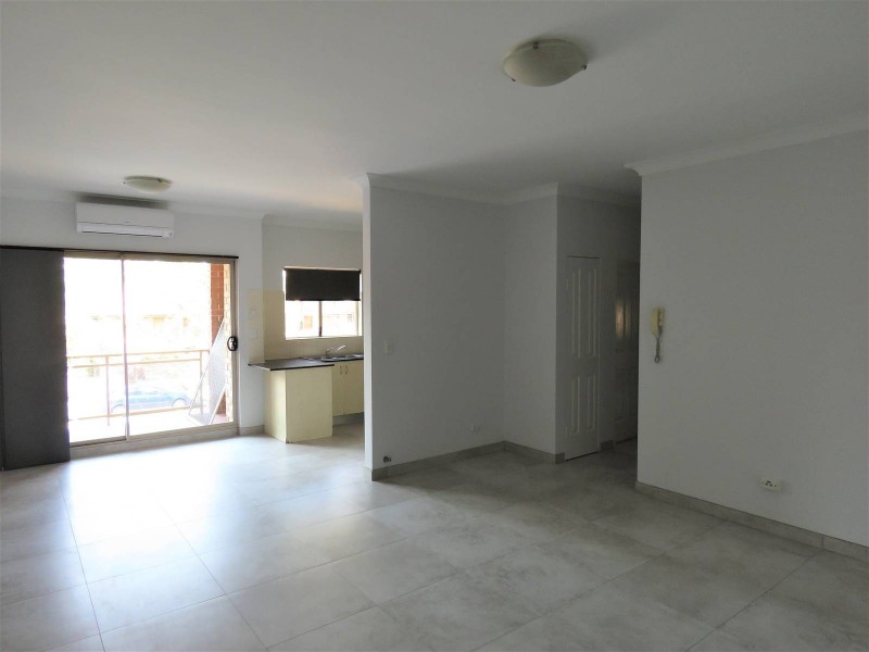 1/26 Paton Street, Merrylands NSW 2160