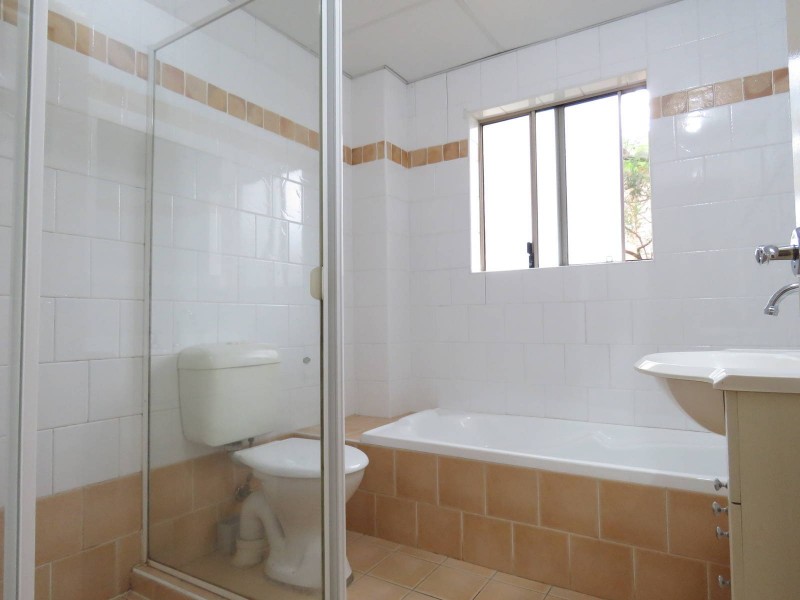 1/26 Paton Street, Merrylands NSW 2160