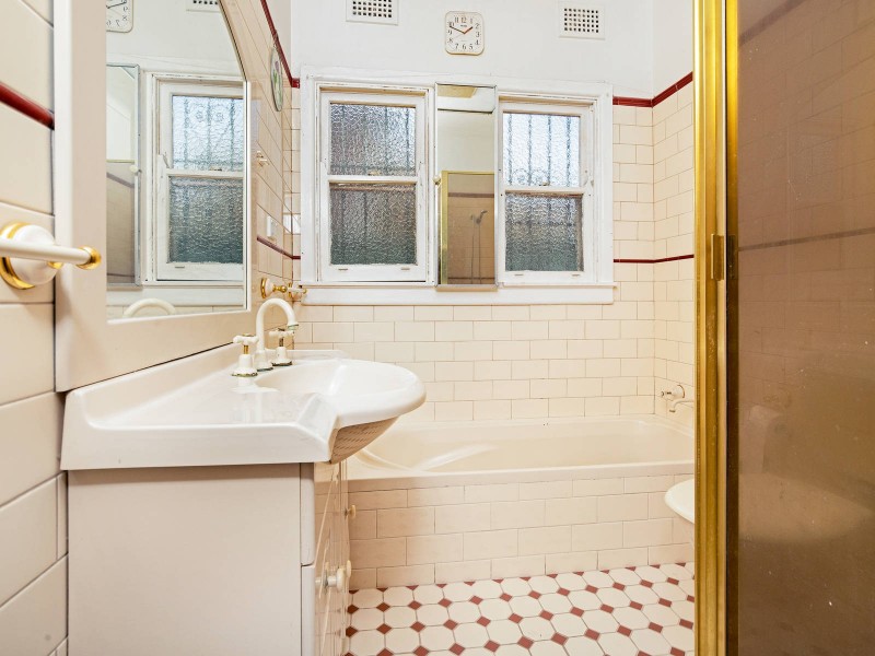 2 Sturdee Street, Wentworthville NSW 2145