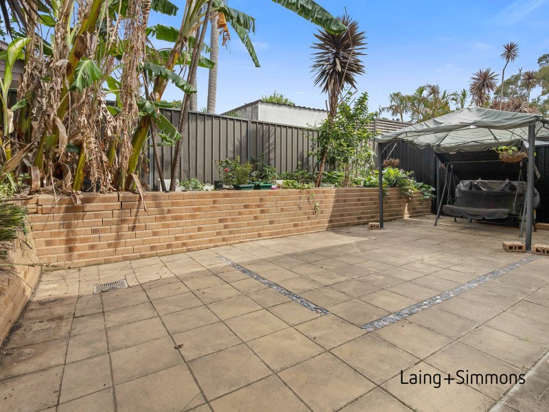 4 Lismore Street, Pendle Hill NSW 2145
