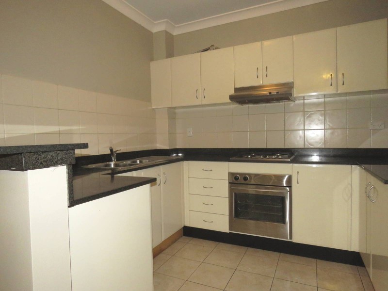 6/8 Alexandra Avenue, Westmead NSW 2145