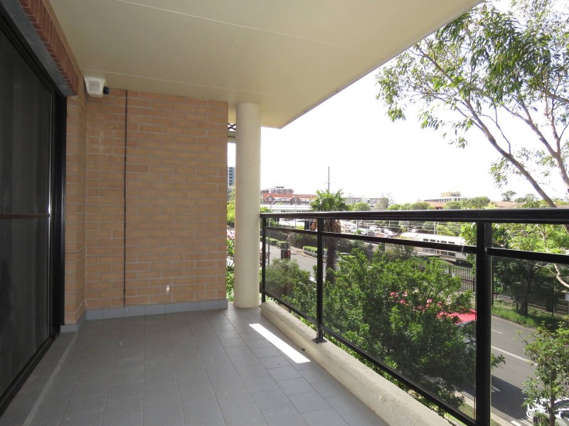 6/8 Alexandra Avenue, Westmead NSW 2145