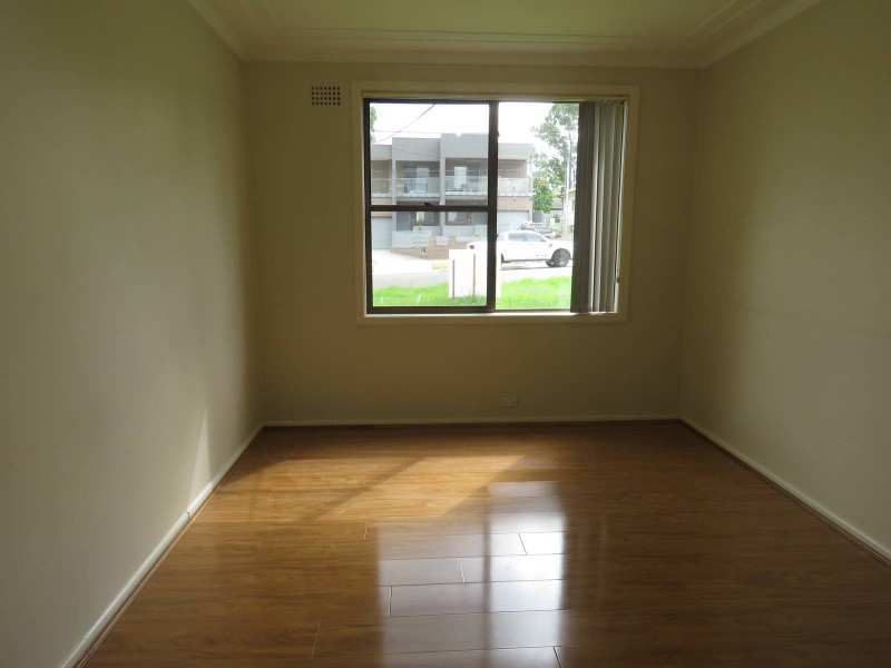 27 Jewelsford Road, Wentworthville NSW 2145