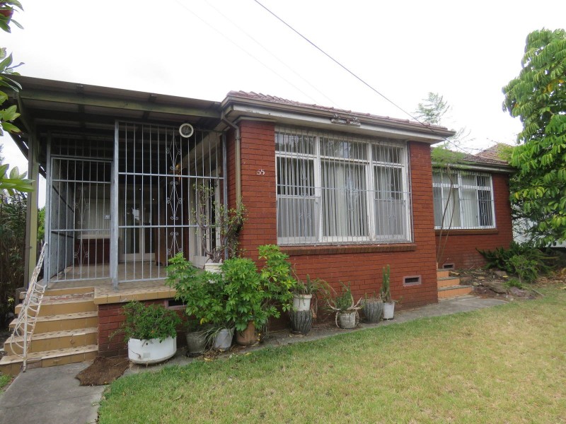 65 Fullagar Road, Wentworthville NSW 2145