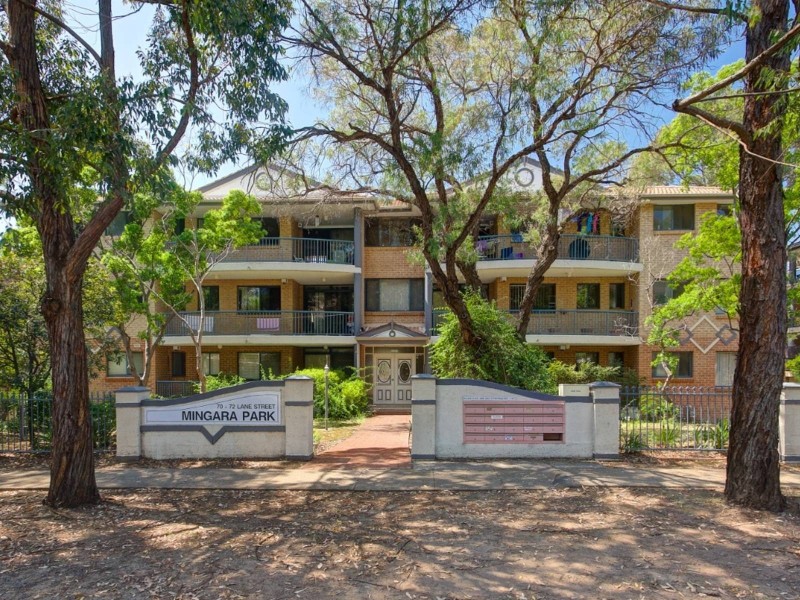 13/70 Lane Street, Wentworthville NSW 2145