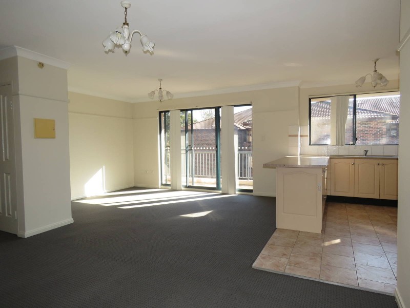 13/70 Lane Street, Wentworthville NSW 2145