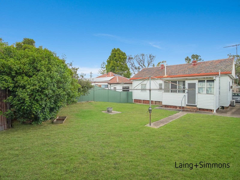 33 Springdale Road, Wentworthville NSW 2145