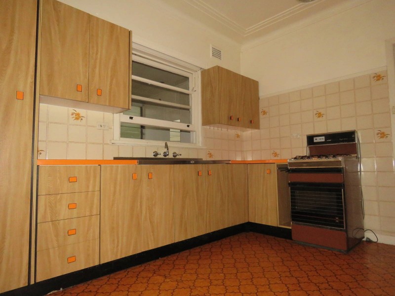 33 Springdale Road, Wentworthville NSW 2145