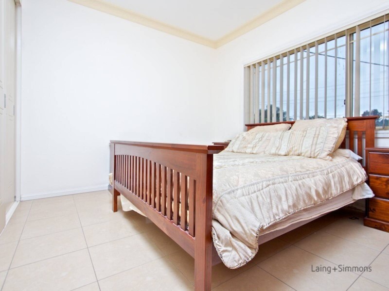 5 Fullagar Rd, Wentworthville NSW 2145