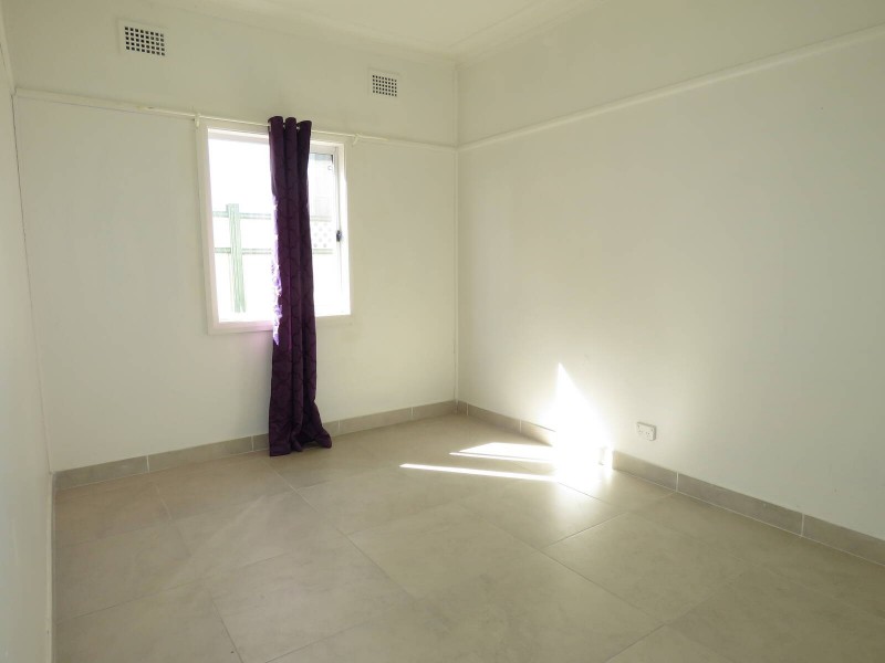 6 Irrigation Road, Merrylands NSW 2160