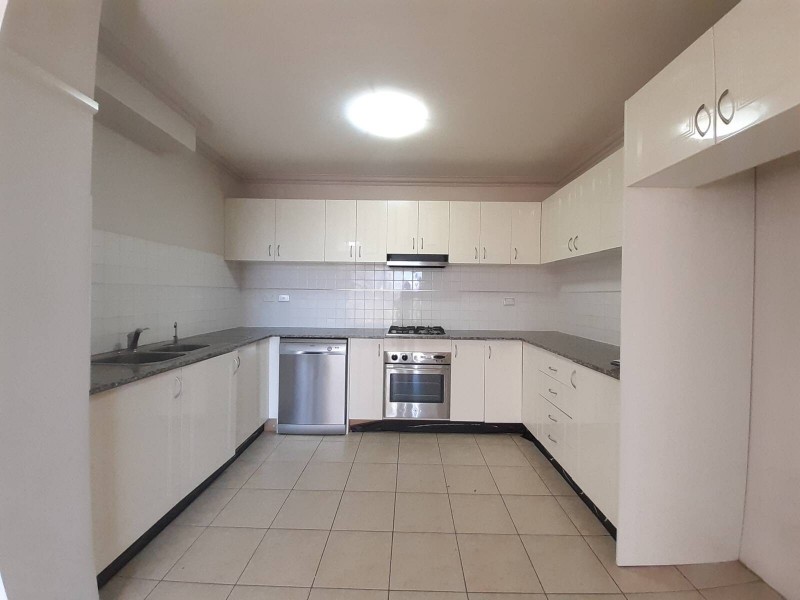 606/91A  Bridge Road, Westmead NSW 2145