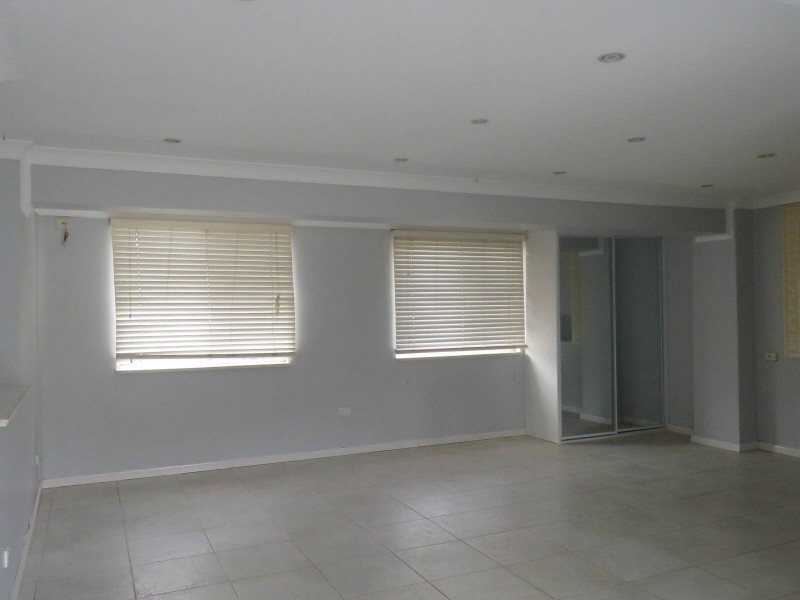 1/11 Michelle Drive, Constitution Hill NSW 2145