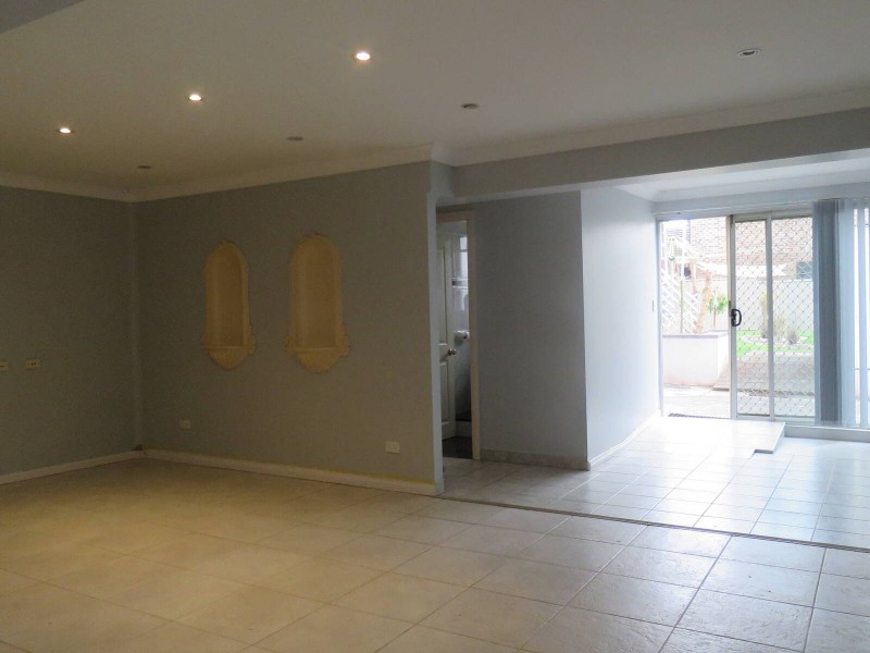 1/11 Michelle Drive, Constitution Hill NSW 2145