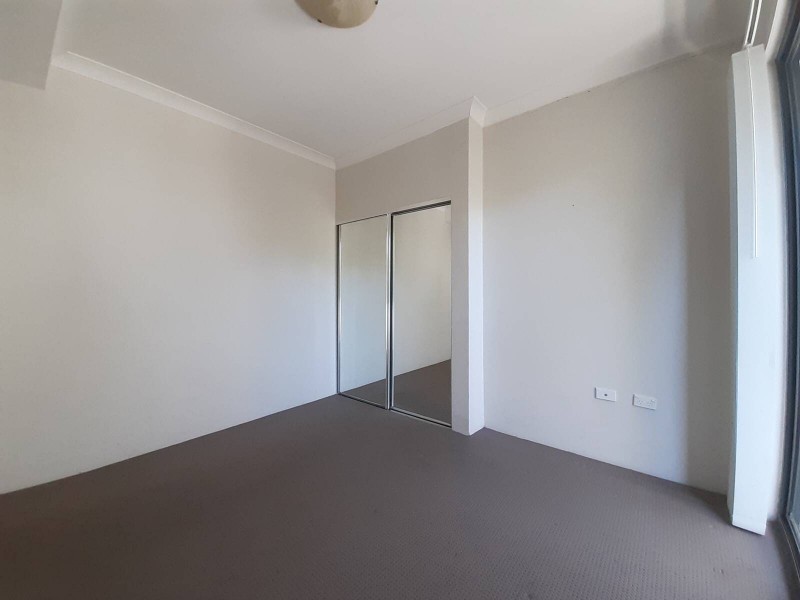 4/9 Wallace Street, Blacktown NSW 2148